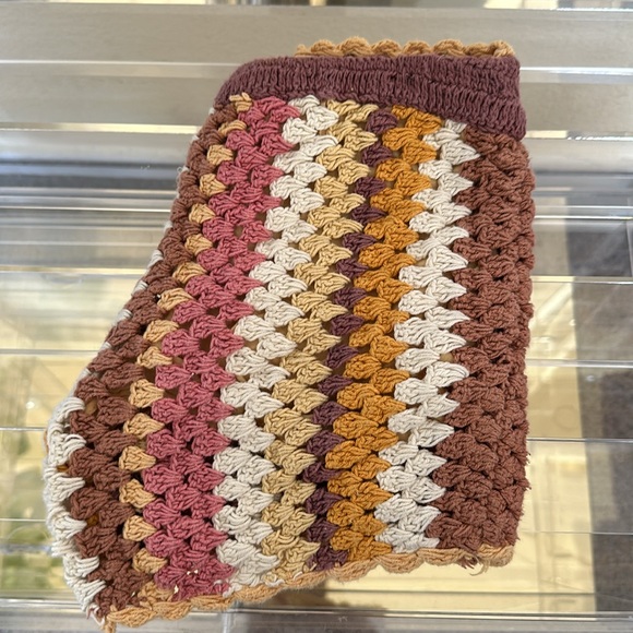 Gorgeous ZARA Cable knit Shorts - Picture 4 of 4